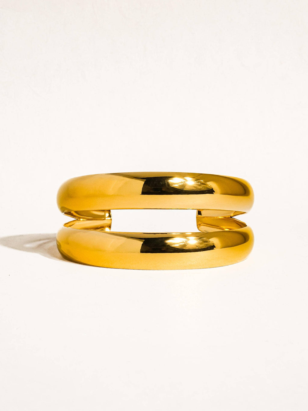 ronan layered round bangle yellow gold 03